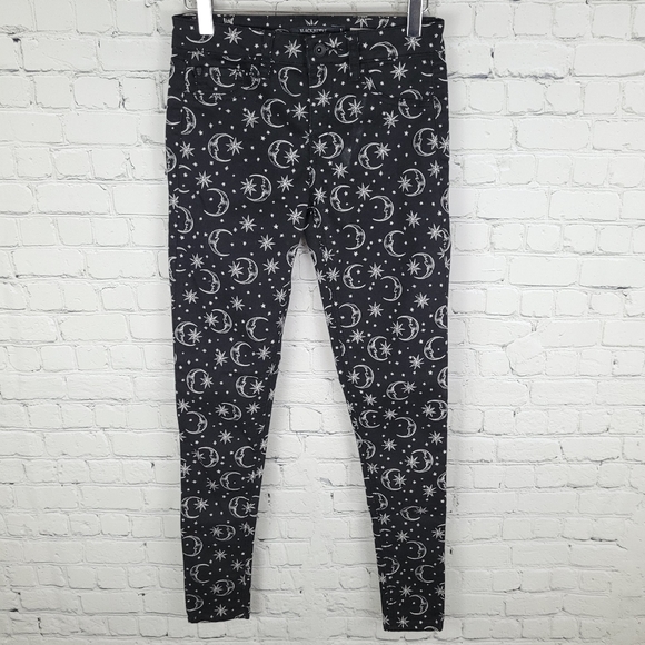 BLACKHEART | Stingerette moon & stars skinny jeans - Picture 4 of 10